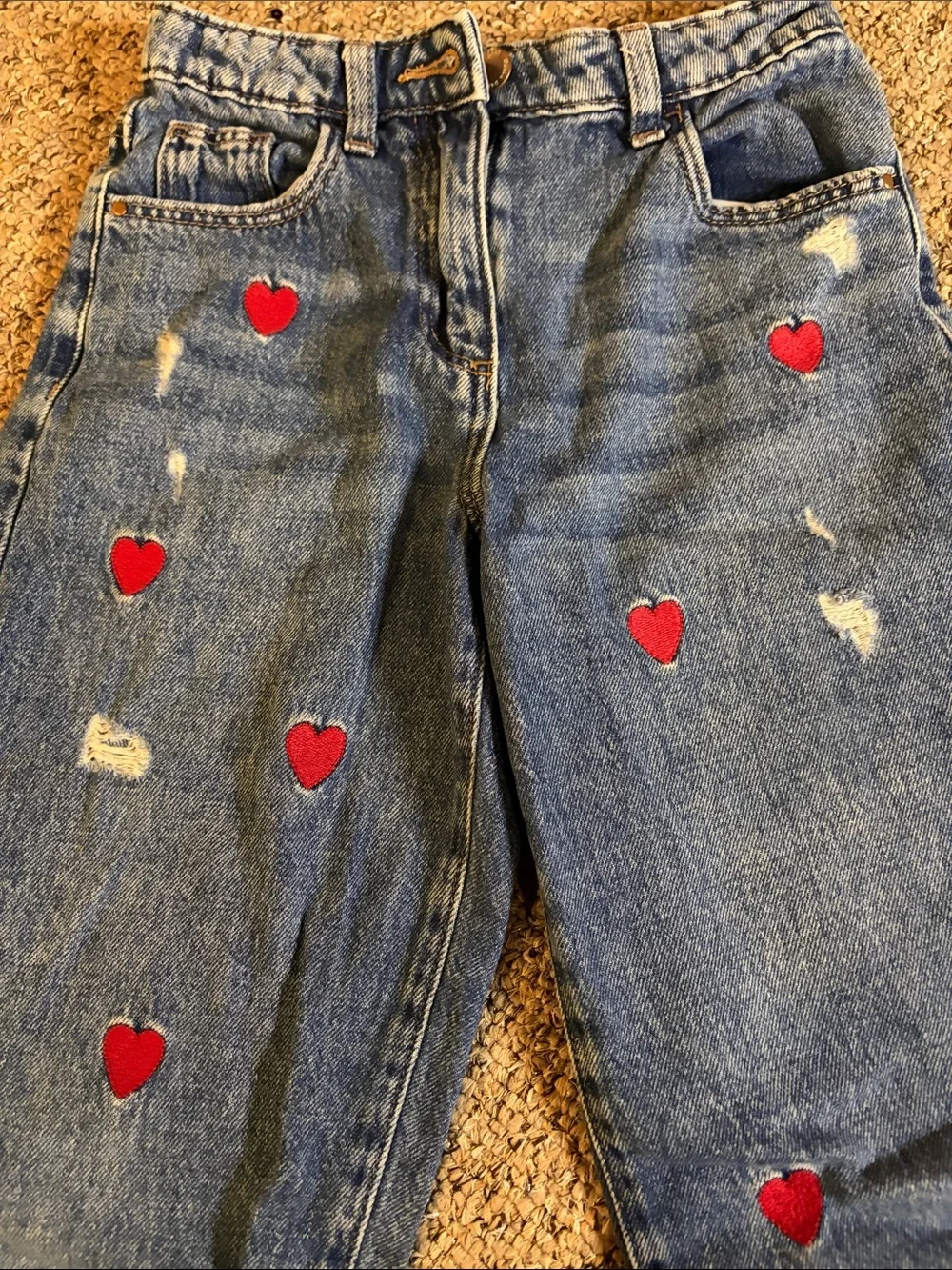 Barrel Jeans Distressed with Red Heart embroidery